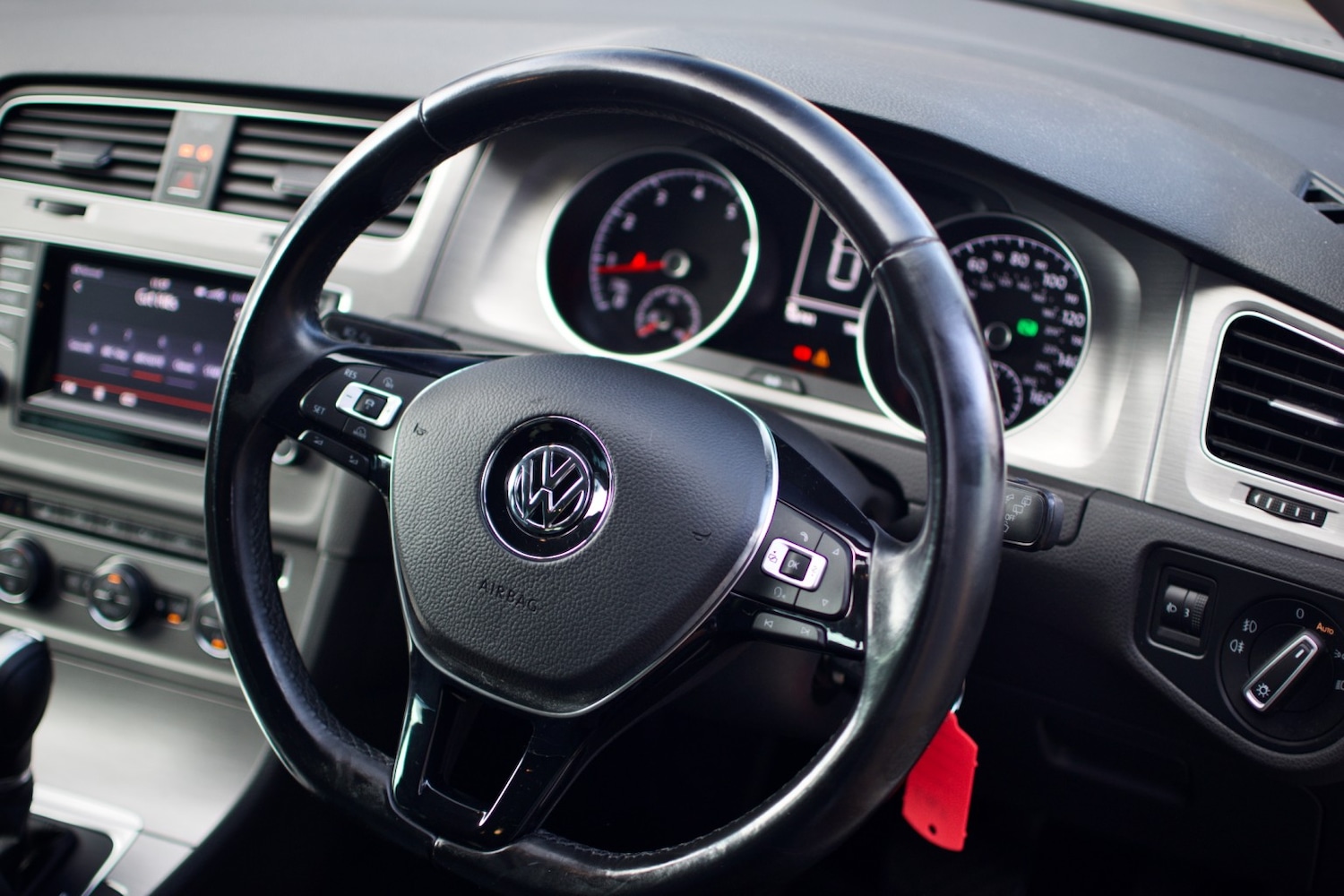 Used Volkswagen Golf 2015 for sale - 76559918: Photo 5