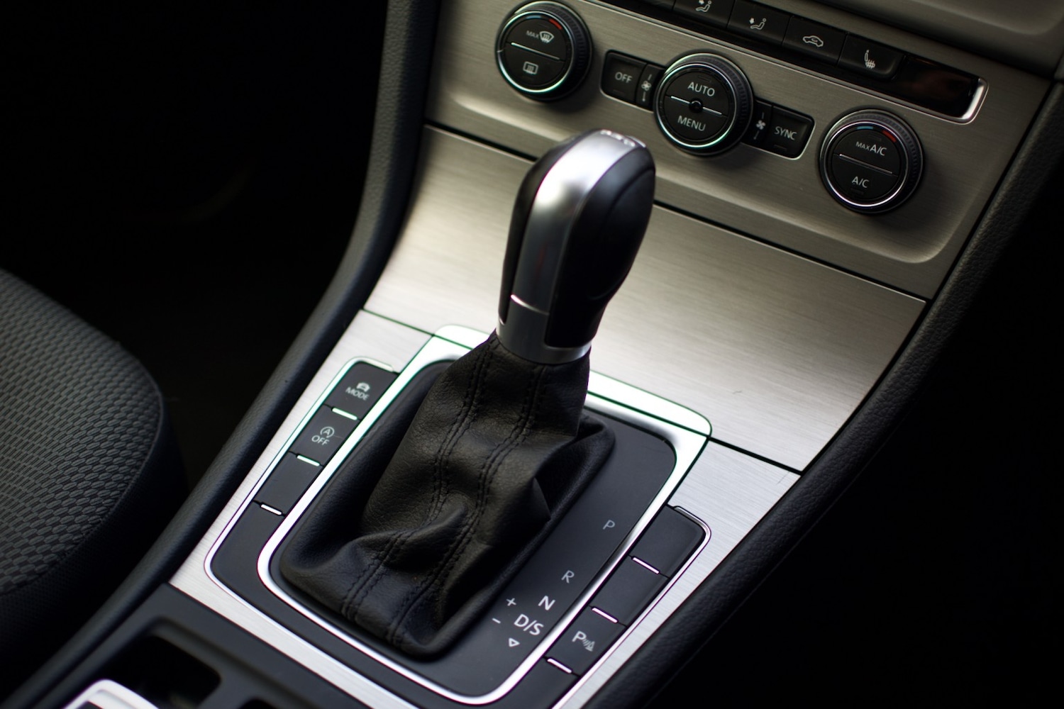 Used Volkswagen Golf 2015 for sale - 76559918: Photo 6