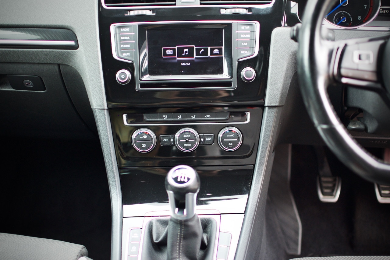 Used Volkswagen Golf 2015 for sale - 76559933: Photo 14