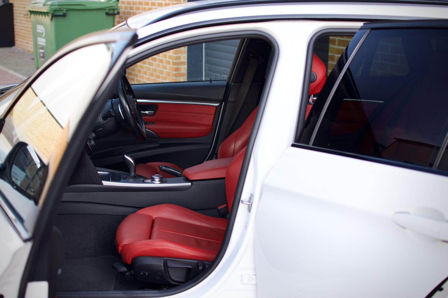 Used BMW 3 Series 2018 for sale - 76405198: Photo 10