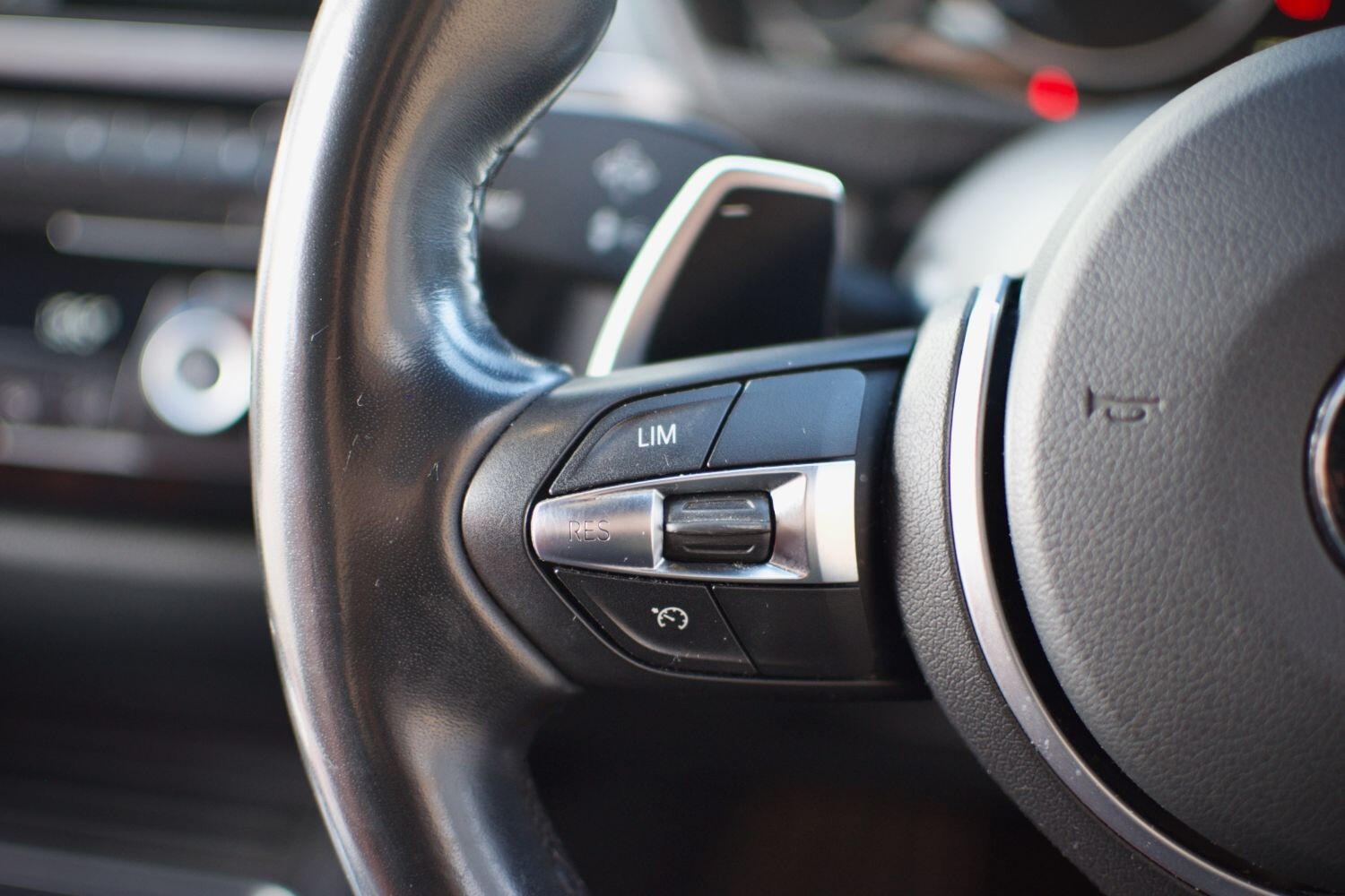 Used BMW 3 Series 2018 for sale - 76405198: Photo 23