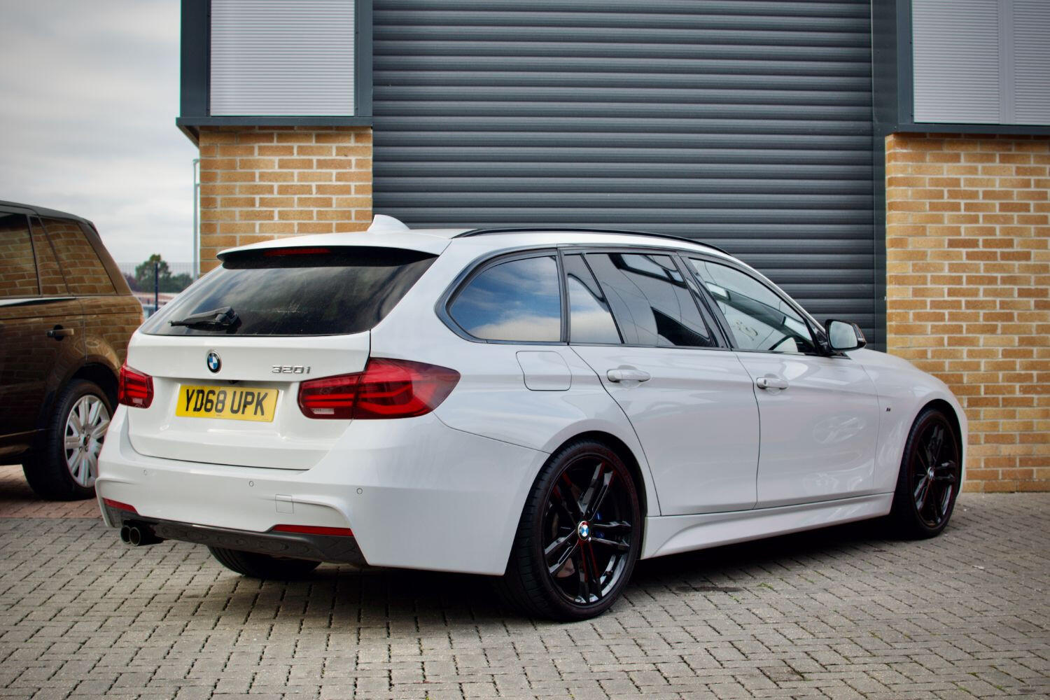 Used BMW 3 Series 2018 for sale - 76405198: Photo 3