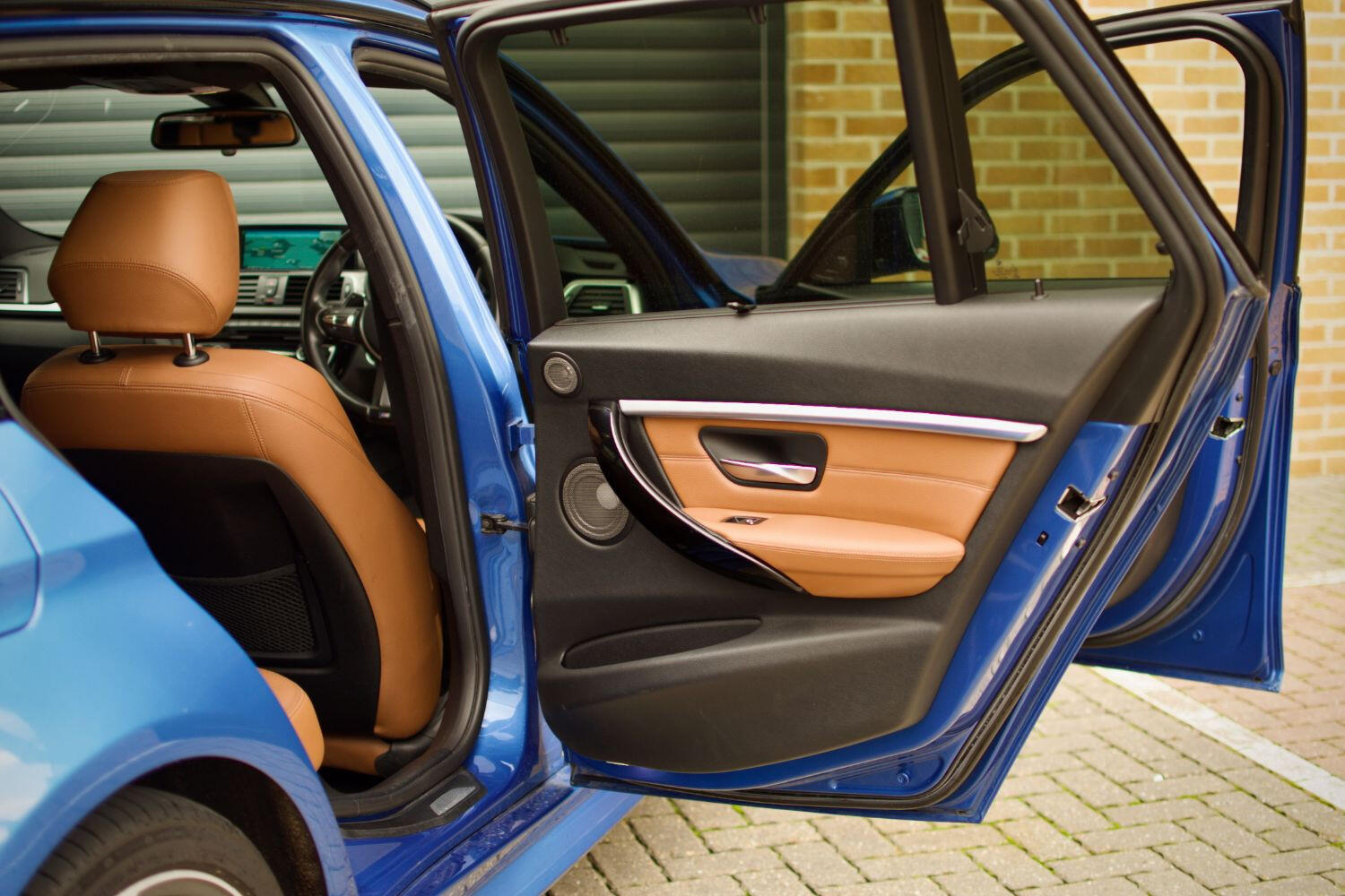 Used BMW 3 Series 2015 for sale - 76405197: Photo 35