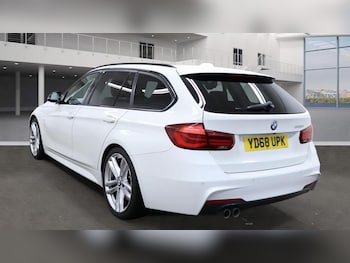 Used BMW 3 Series 2018 for sale - 76036321: Photo