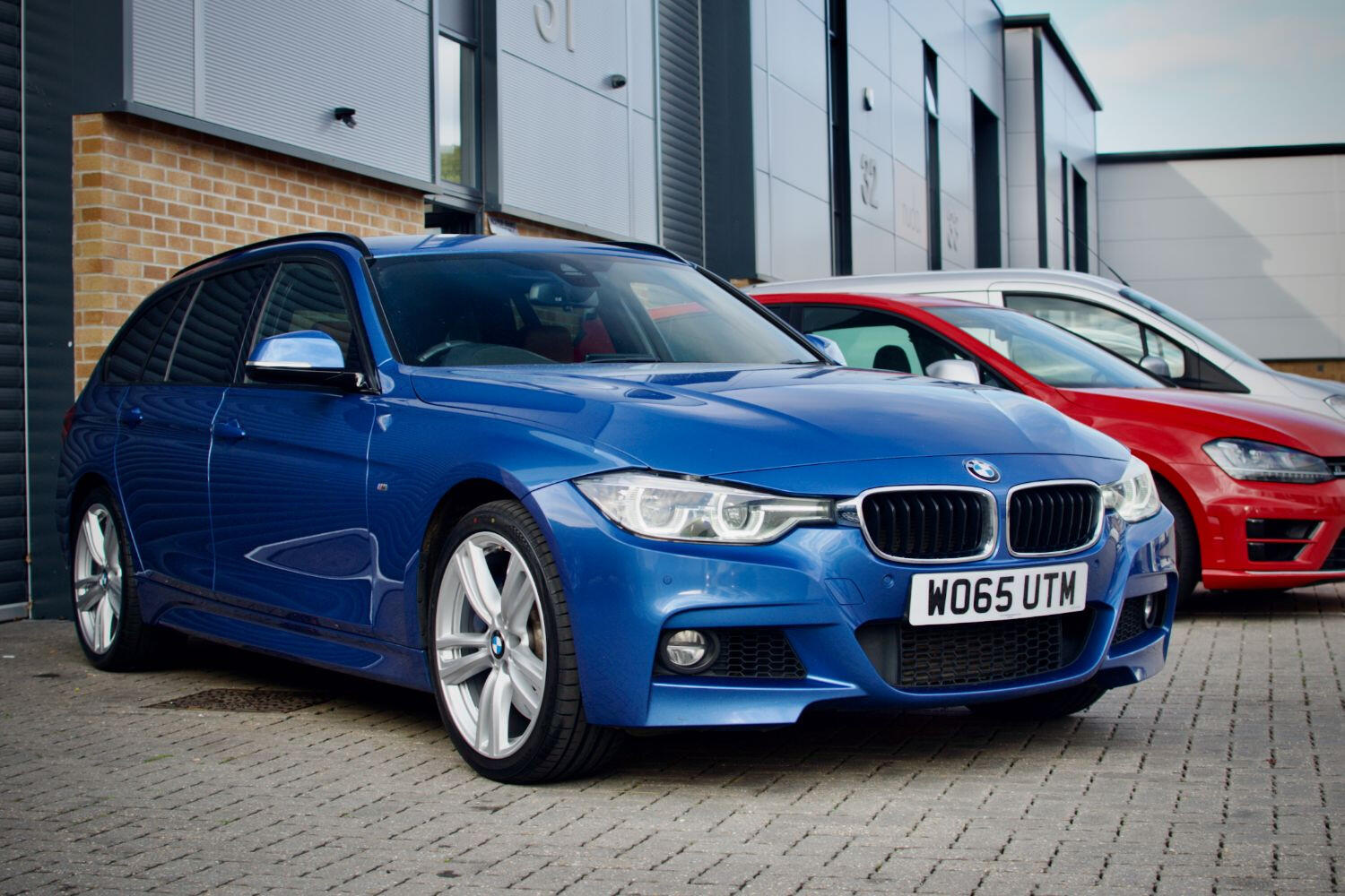 Used BMW 3 Series 2015 for sale - 76637417: Photo 3