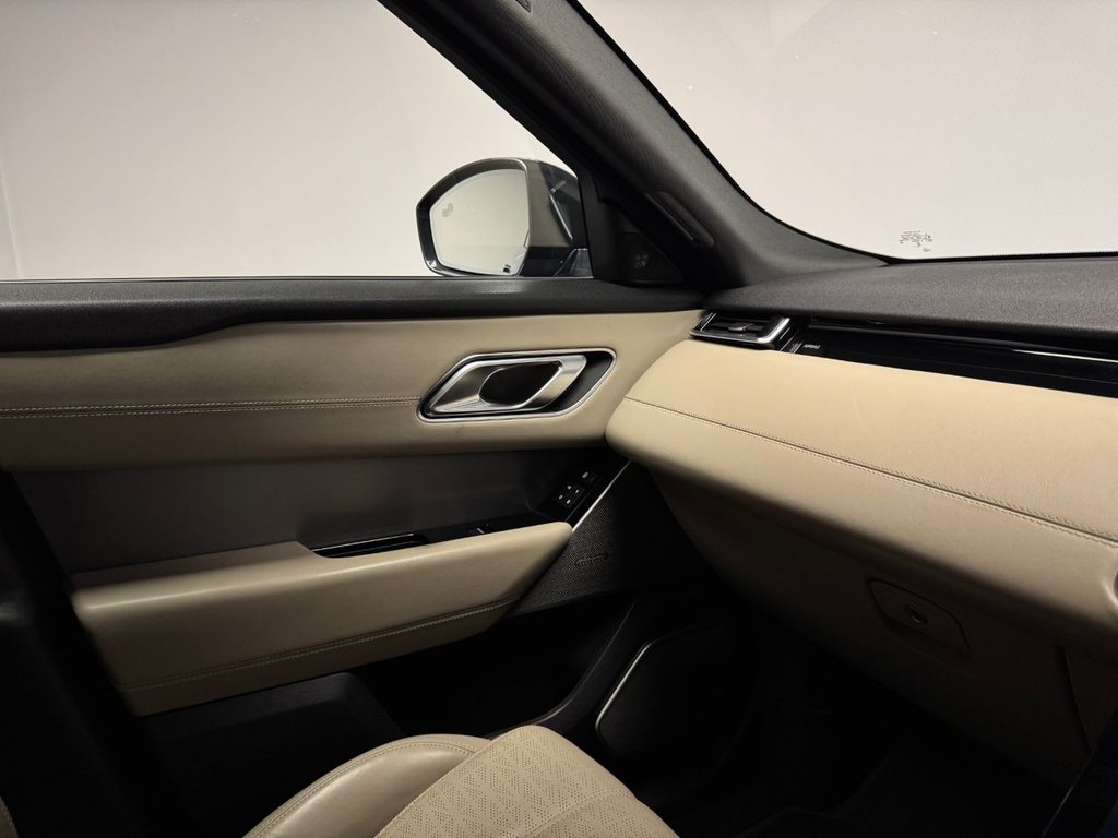 Used Land Rover Range Rover Velar 2018 for sale - 76176152: Photo 40