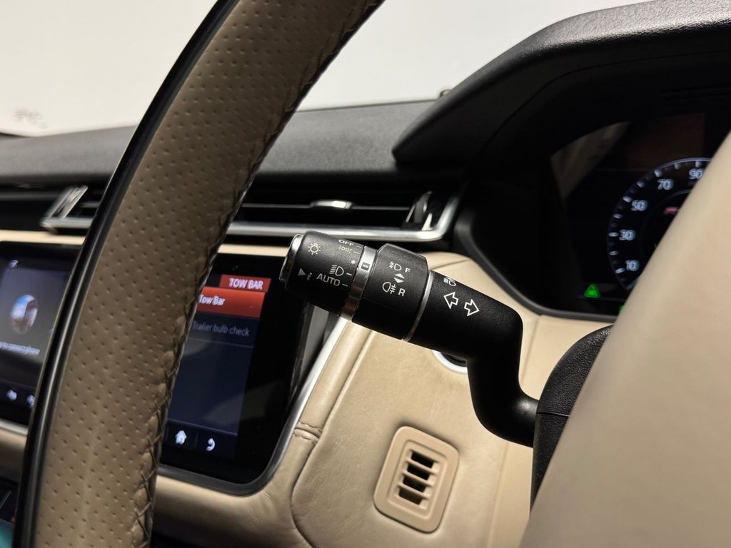 Used Land Rover Range Rover Velar 2018 for sale - 76176152: Photo 45