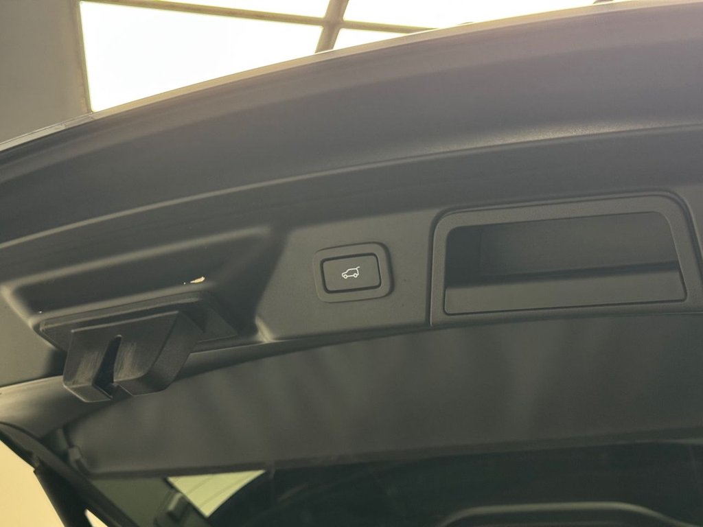 Used Land Rover Range Rover Velar 2018 for sale - 76176152: Photo 48