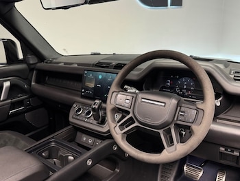 Used Land Rover Defender 2022 for sale - 78936275: Photo