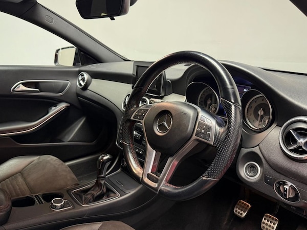 Used Mercedes-Benz CLA 2013 for sale - 75610492: Photo 3