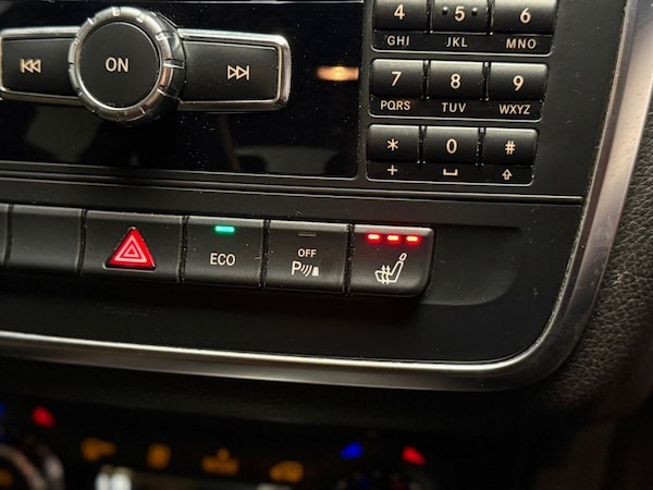 Used Mercedes-Benz CLA 2013 for sale - 75610492: Photo 44