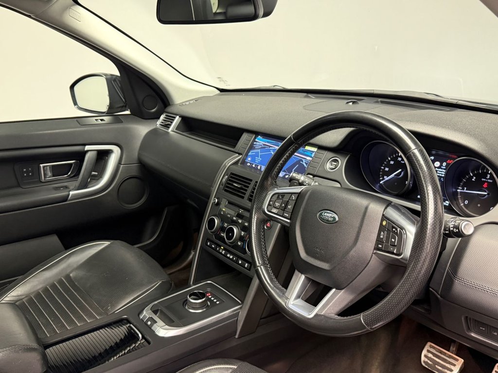 Used Land Rover Discovery Sport 2017 for sale - 78002497: Photo 3