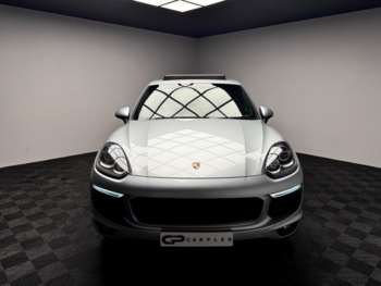 Used Porsche Cayenne 2017 for sale - 74837327: Photo