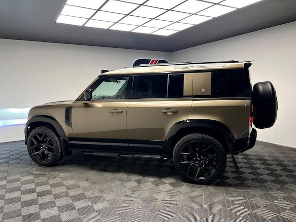 Used Land Rover Defender 2022 for sale - 74996020: Photo 21
