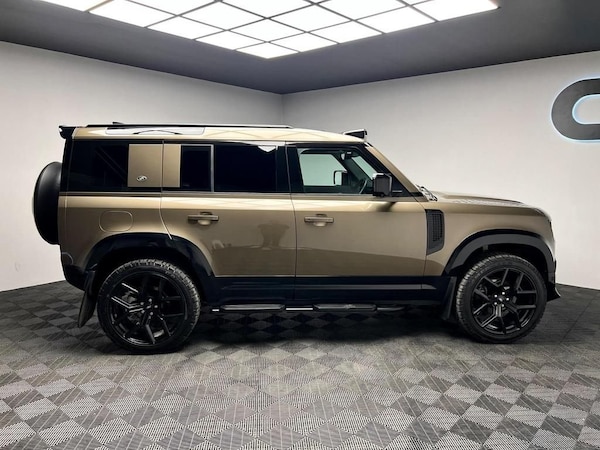 Used Land Rover Defender 2022 for sale - 74996020: Photo 23