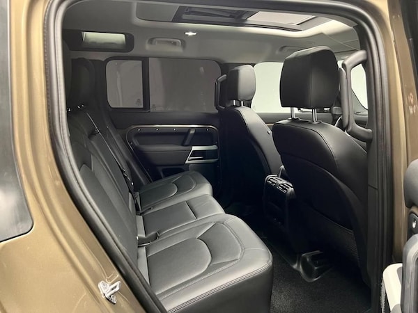 Used Land Rover Defender 2022 for sale - 74996020: Photo 36