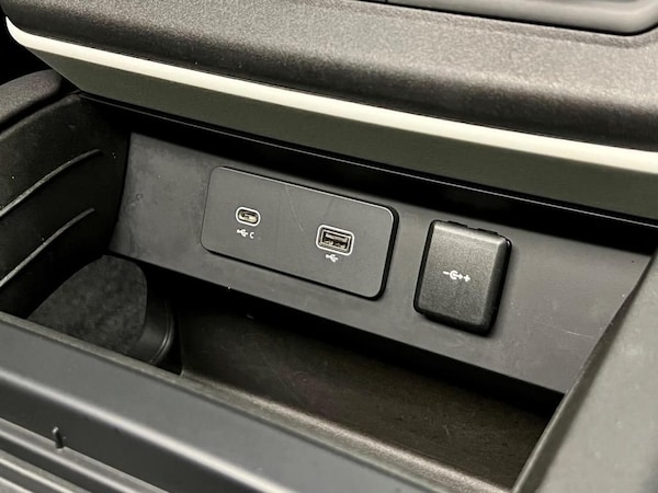 Used Land Rover Defender 2022 for sale - 74996020: Photo 45