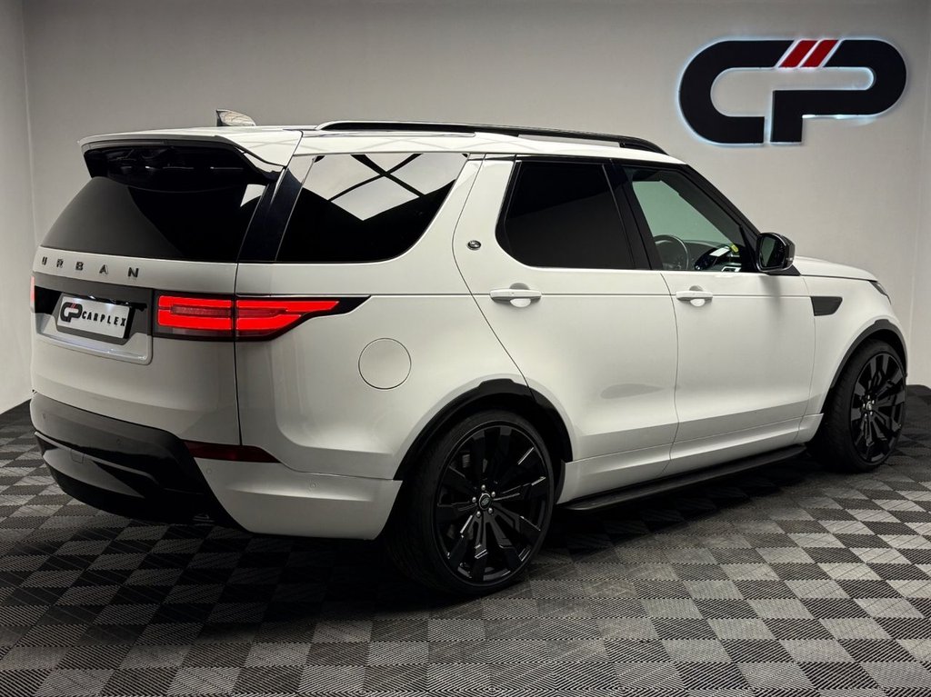 Used Land Rover Discovery 2020 for sale - 76867491: Photo 2