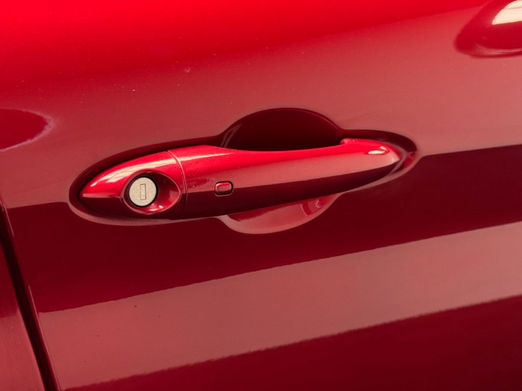 Used Alfa Romeo Giulia 2017 for sale - 77193436: Photo 21