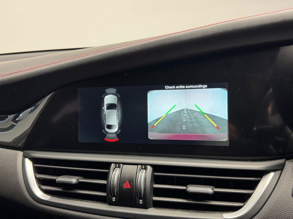 Used Alfa Romeo Giulia 2017 for sale - 77193436: Photo 36