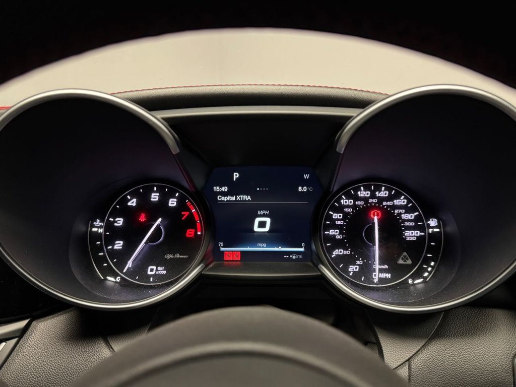 Used Alfa Romeo Giulia 2017 for sale - 77193436: Photo 43