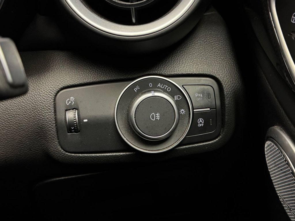 Used Alfa Romeo Giulia 2017 for sale - 77193436: Photo 48