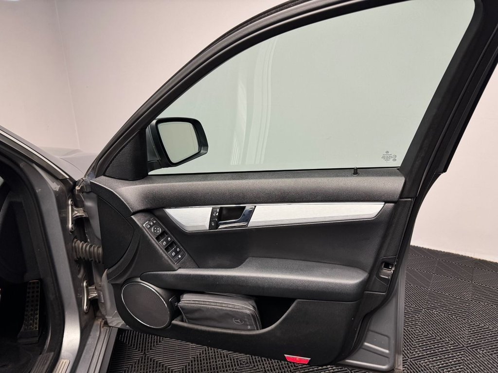 Used Mercedes-Benz C Class 2007 for sale - 76417026: Photo 49