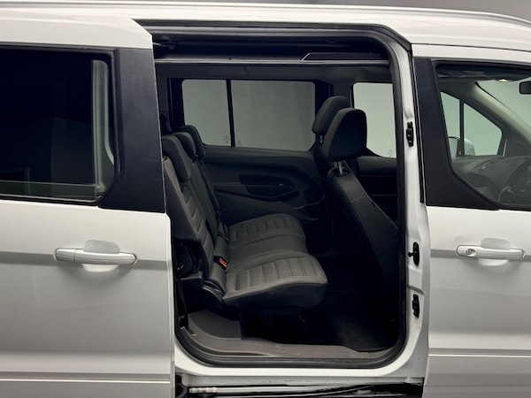 Used Ford Grand Tourneo Connect 2020 for sale - 75227221: Photo 26