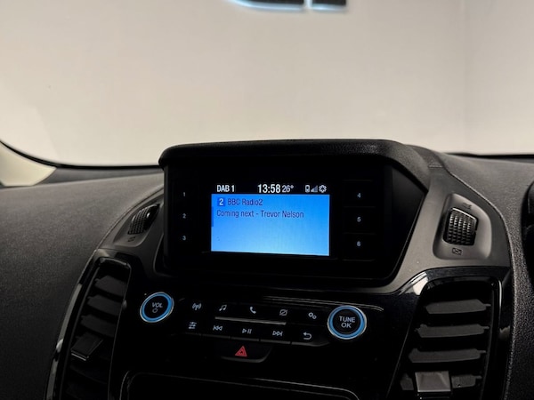 Used Ford Grand Tourneo Connect 2020 for sale - 75227221: Photo 29