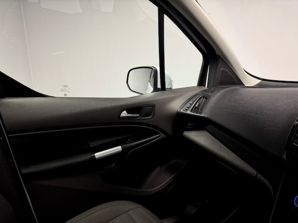 Used Ford Grand Tourneo Connect 2020 for sale - 75227221: Photo 31