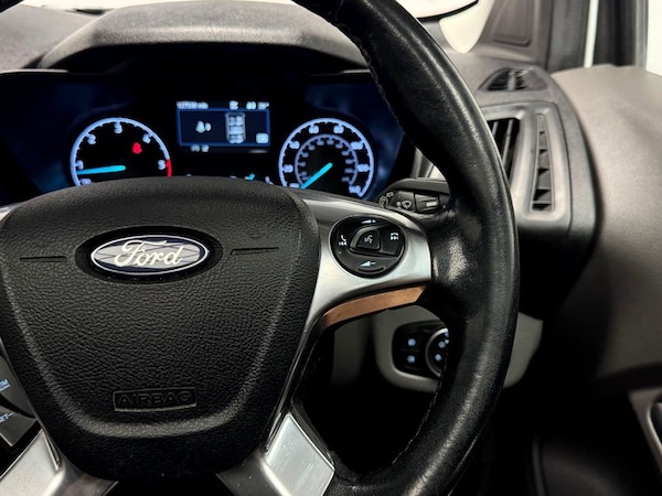 Used Ford Grand Tourneo Connect 2020 for sale - 75227221: Photo 35