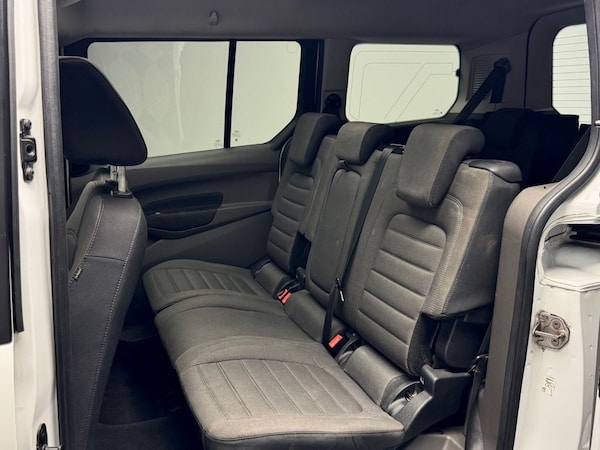 Used Ford Grand Tourneo Connect 2020 for sale - 75227221: Photo 40