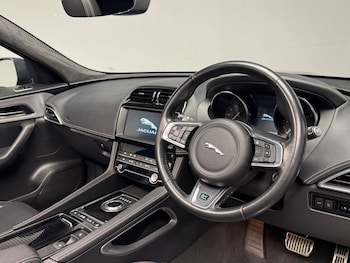 Used Jaguar F-Pace 2019 for sale - 78500936: Photo