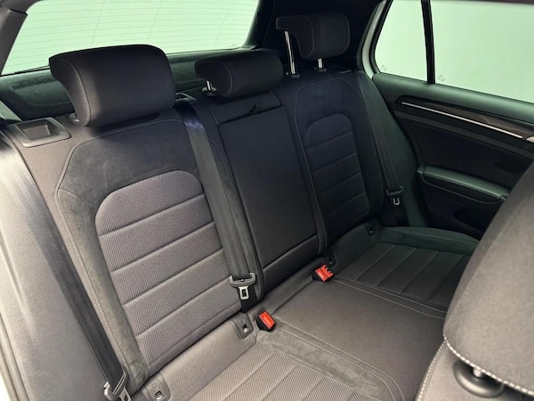Used Volkswagen Golf 2020 for sale - 74996048: Photo 33