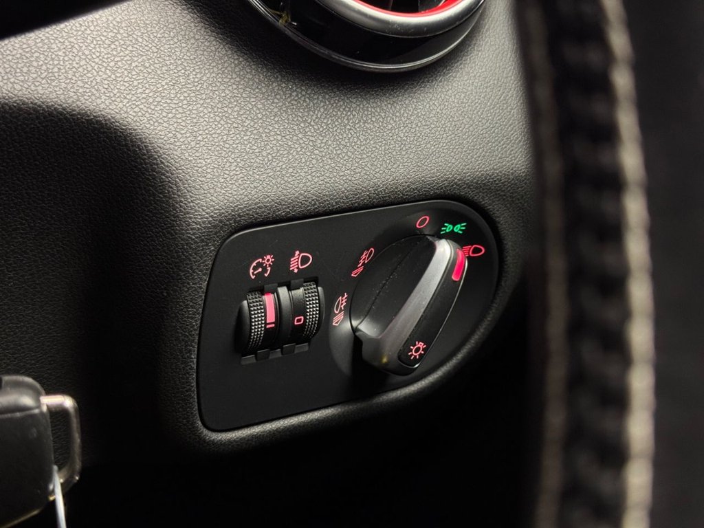 Used Audi A1 2015 for sale - 77905051: Photo 44