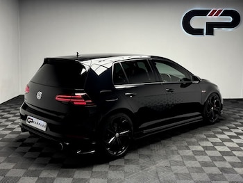 Used Volkswagen Golf 2019 for sale - 75227178: Photo