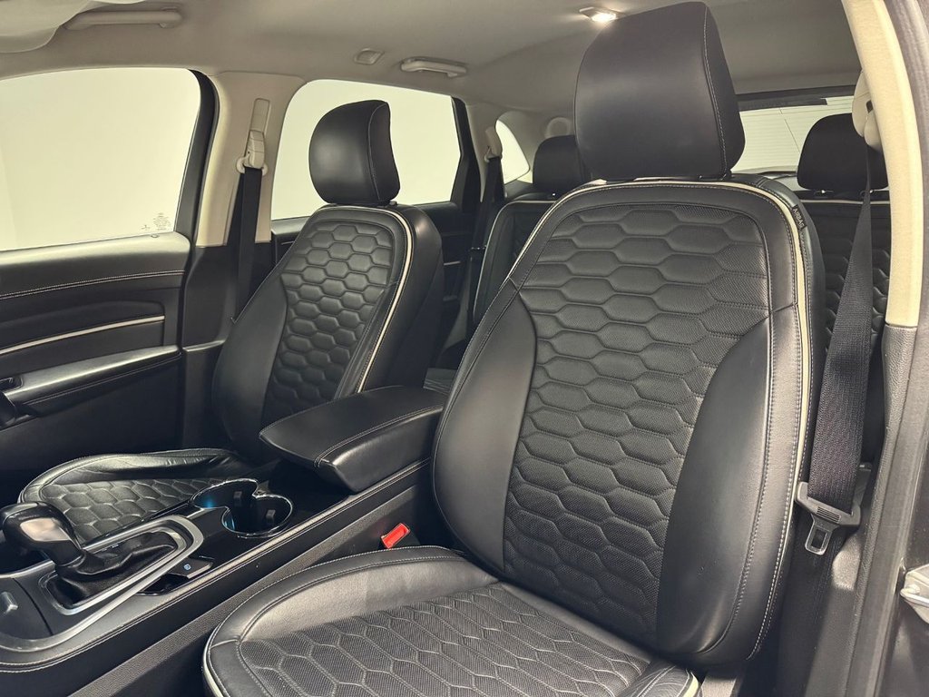 Used Ford Edge 2017 for sale - 76927529: Photo 31