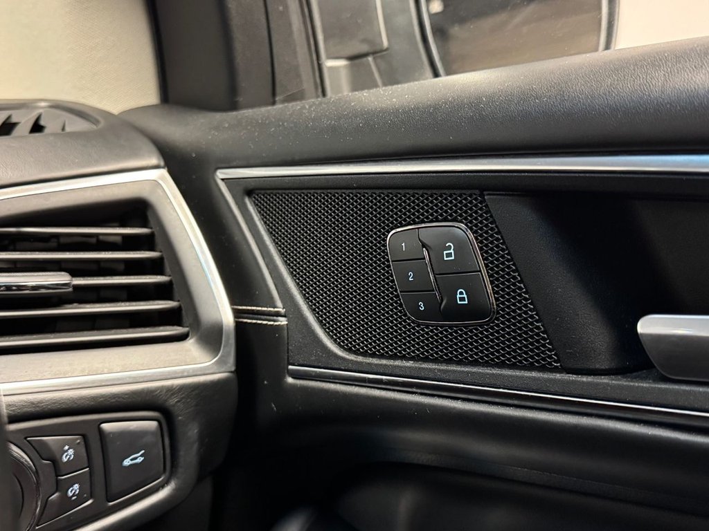 Used Ford Edge 2017 for sale - 76927529: Photo 44