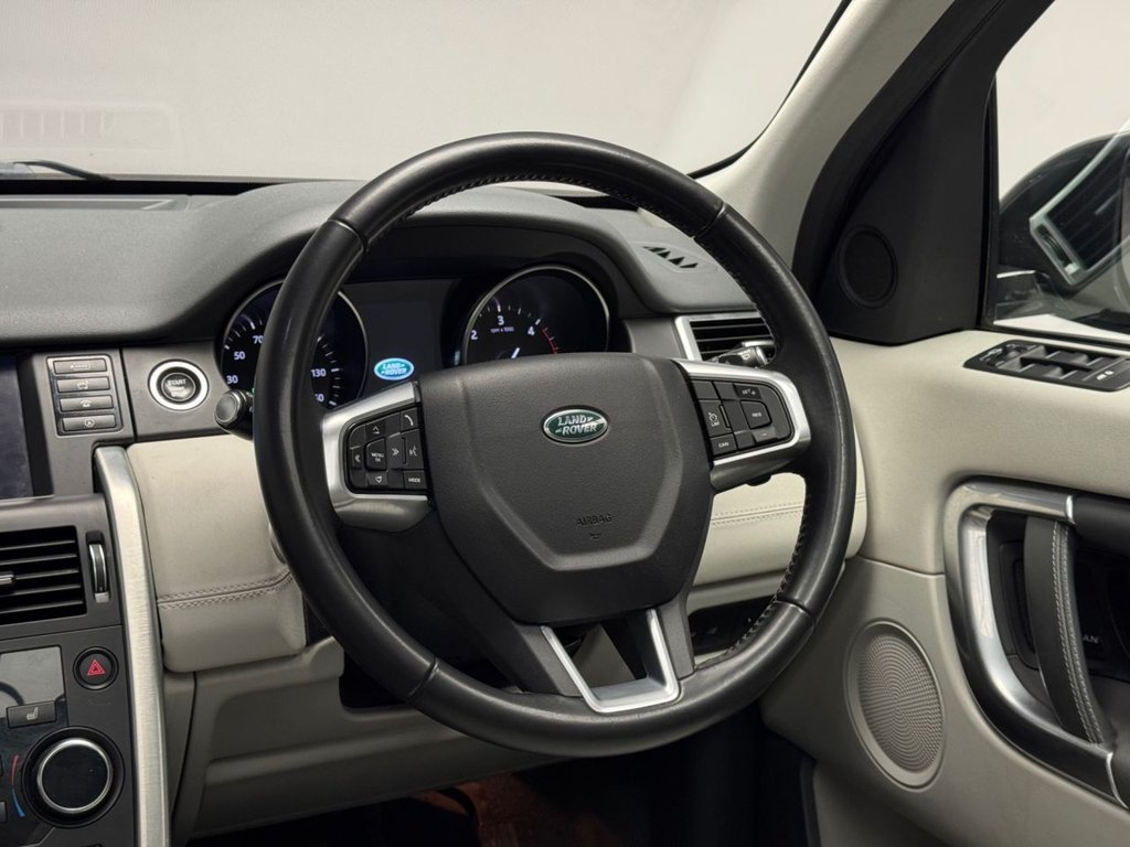 Used Land Rover Discovery Sport 2018 for sale - 77153820: Photo 31