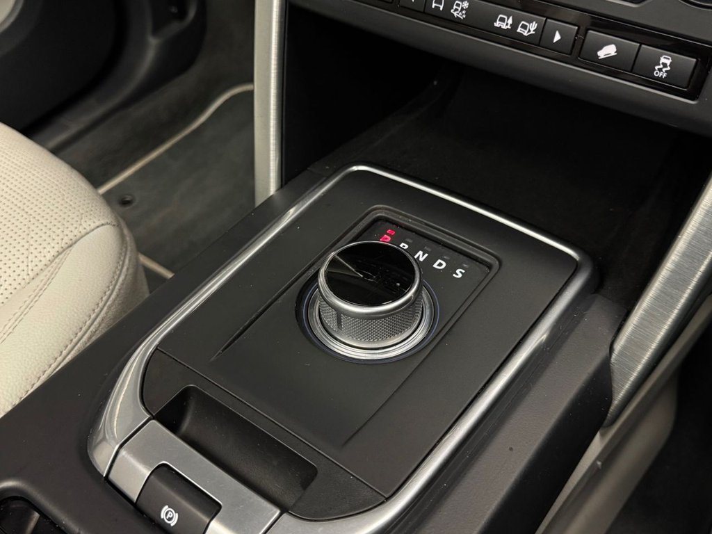 Used Land Rover Discovery Sport 2018 for sale - 77153820: Photo 40