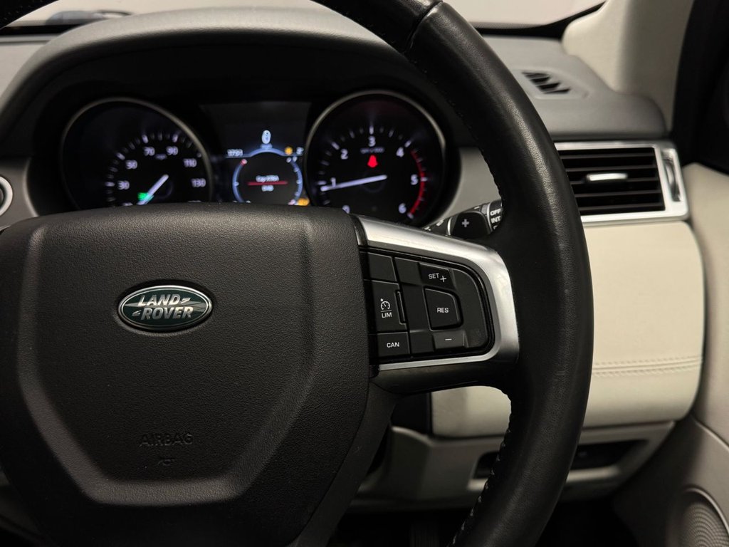 Used Land Rover Discovery Sport 2018 for sale - 77153820: Photo 43