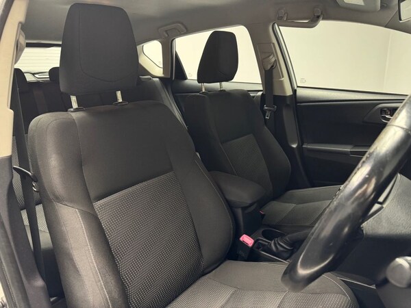 Used Toyota Auris 2014 for sale - 76176193: Photo 26
