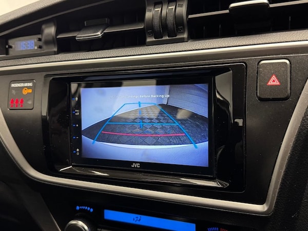 Used Toyota Auris 2014 for sale - 76176193: Photo 28