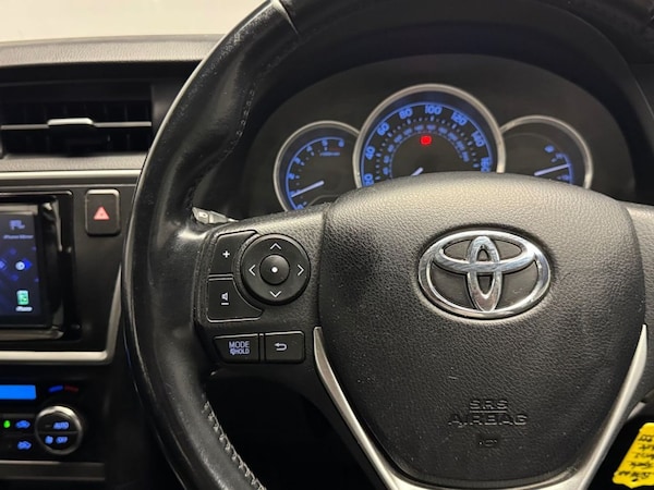 Used Toyota Auris 2014 for sale - 76176193: Photo 36