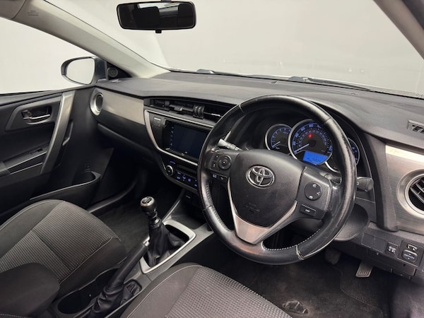 Used Toyota Auris 2014 for sale - 76176193: Photo 3
