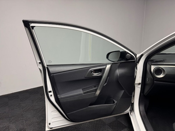 Used Toyota Auris 2014 for sale - 76176193: Photo 44