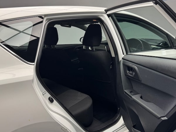 Used Toyota Auris 2014 for sale - 76176193: Photo 48