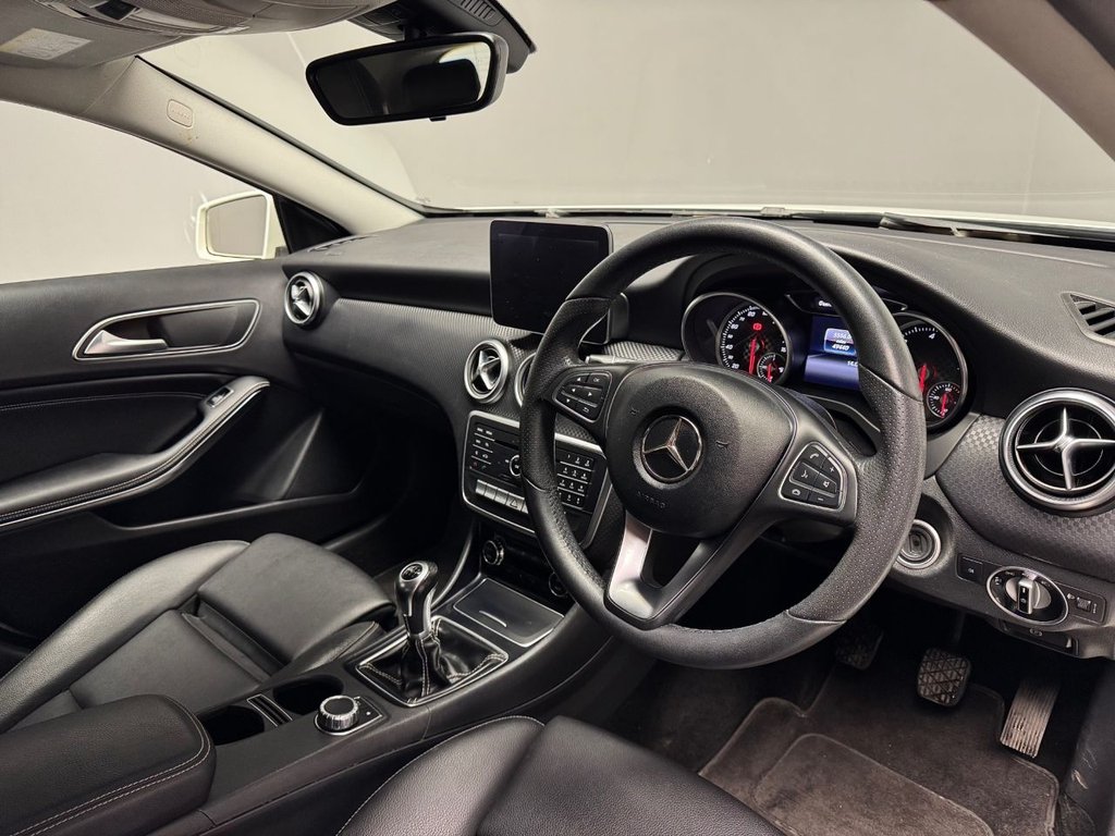 Used Mercedes-Benz A-Class 2016 for sale - 76570109: Photo 3