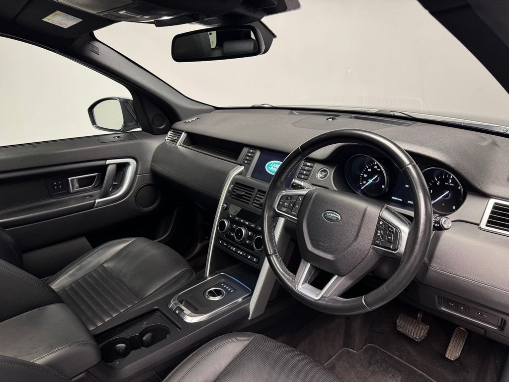 Used Land Rover Discovery Sport 2019 for sale - 76927552: Photo 3
