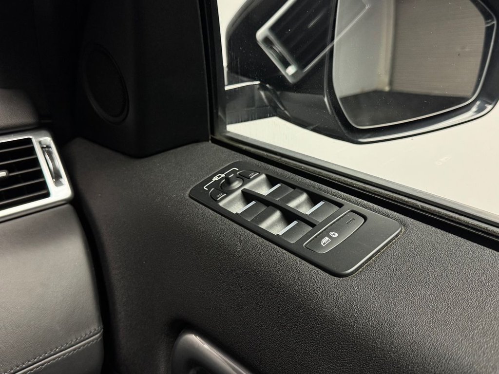 Used Land Rover Discovery Sport 2019 for sale - 76927552: Photo 50